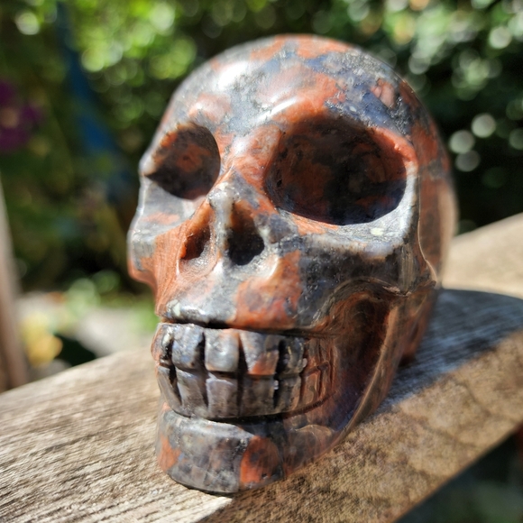 Medium Red Snowflake Obsidian Skull - Picture 3 of 4
